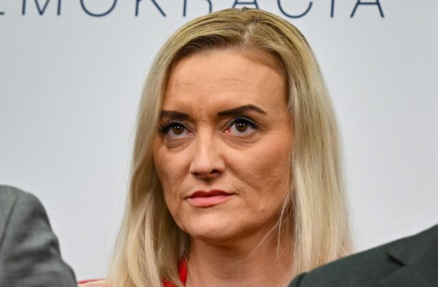 Laššákovej kandidatúra na čelo PSK vyvolala zmätok a kritiku, Smer-SD podľa Uhríka len „triešti svoje sily“